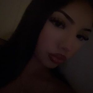 Meet your Posher, Valentina